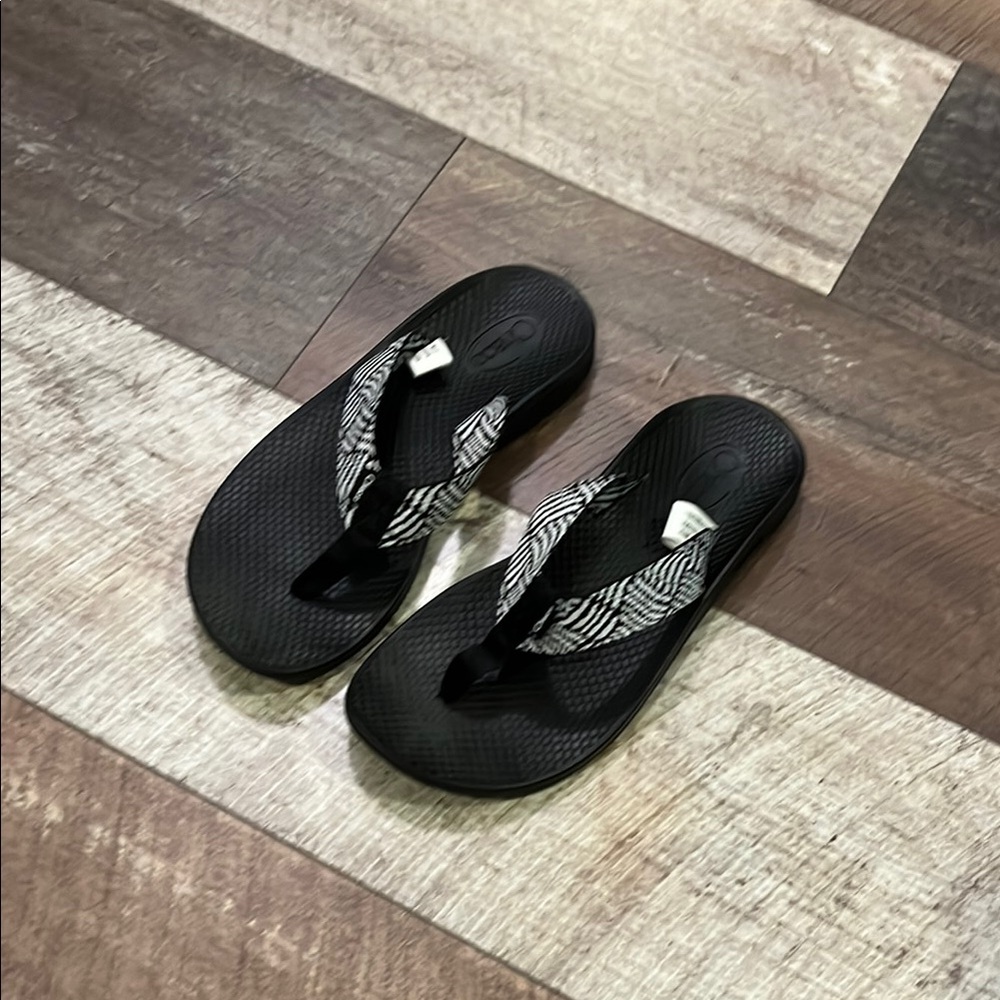 Black and White Flip Flops